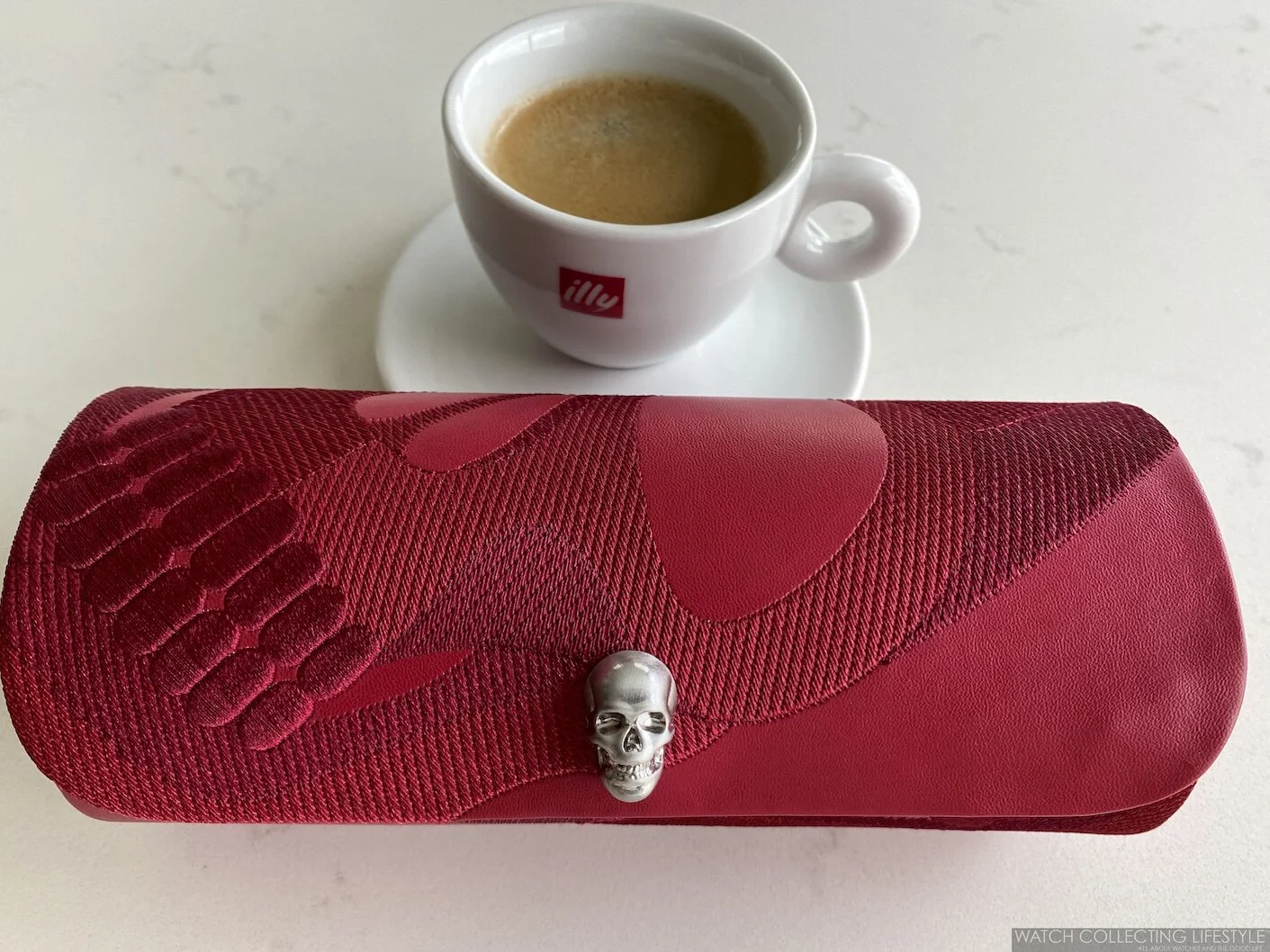 Experience WOLF Memento Mori Triple Watch Roll. Protecting People s Legacies. WATCH COLLECTING LIFESTYLE